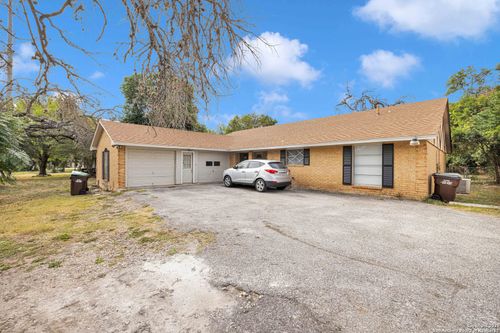 6012 Evers Rd, Leon Valley, TX, 78238-1608 | Card Image