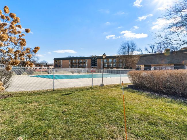 APT-204 - 1060 N Mill St, Condo with 2 bedrooms, 2 bathrooms and 1 parking in Naperville IL | Image 17