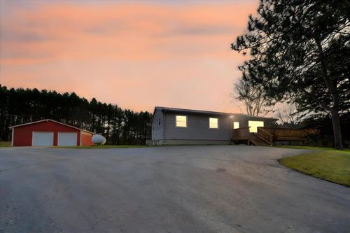 2831 Pointer Rd, West Branch, MI, 48661-9186 | Card Image