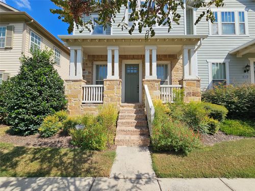 1117 Water St, Carrollton, TX, 75007-2903 | Card Image