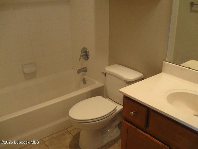 APT-6 - 2106 Main St, Condo with 2 bedrooms, 3 bathrooms and null parking in Lubbock TX | Image 8