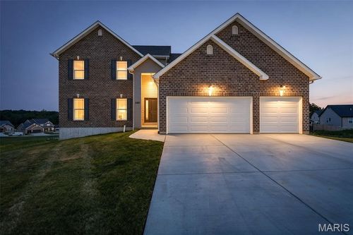 2421 French Dr, Herculaneum, MO, 63048-3602 | Card Image