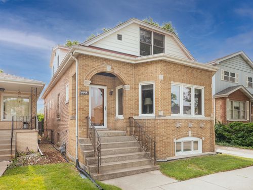 2435 Davisson St, River Grove, IL, 60171-1716 | Card Image
