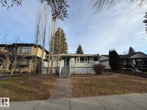 9733 143 St Nw, Edmonton, AB, T5N2R3 | Card Image