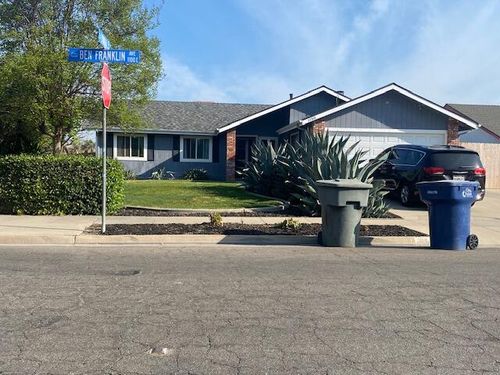 1150 Ben Franklin Ave, Tulare, CA, 93274-7346 | Card Image
