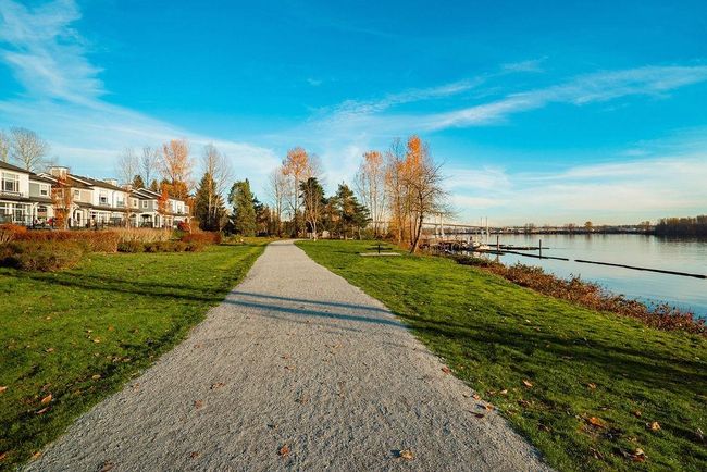 25 - 19538 Bishops Reach, Townhouse with 3 bedrooms, 3 bathrooms and 4 parking in Pitt Meadows BC | Image 40