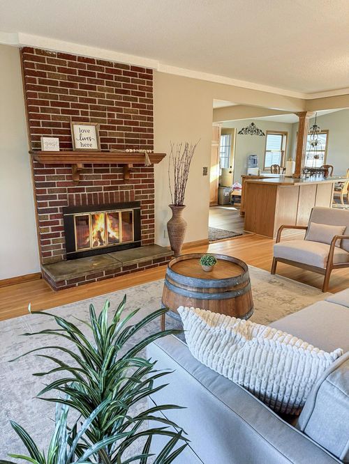 1340 69th Ave Ne, Fridley, MN, 55432-4604 | Card Image