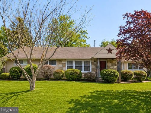 2767 Fernwood Ave, ABINGTON, PA, 19001-2902 | Card Image