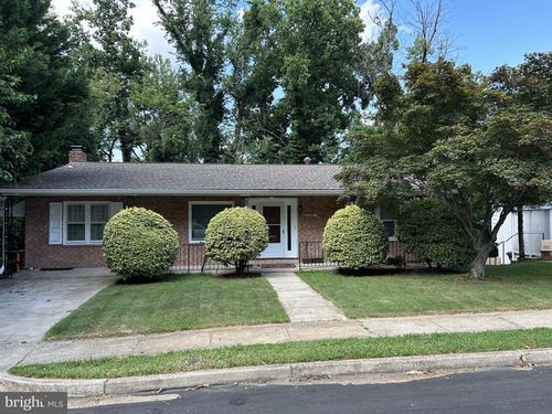 2735 S Grove St, ARLINGTON, VA, 22202-2423 | Card Image