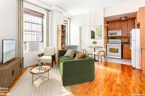 4k-229 W 97th St, New York, NY, 10025-5611 | Card Image