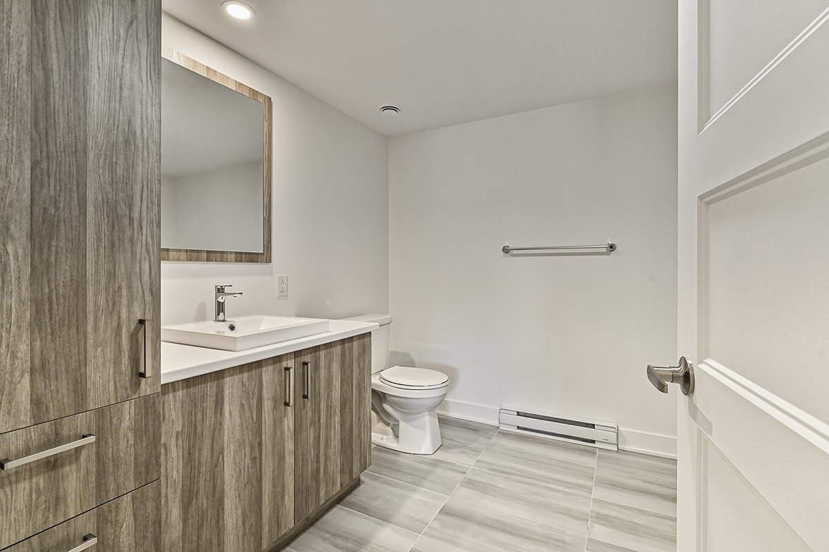 Residential Lease in Saint-Lin/Laurentides 3