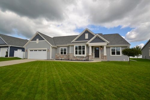 3558 Howell Oaks Drive, Waukesha, WI, 53188 | Card Image
