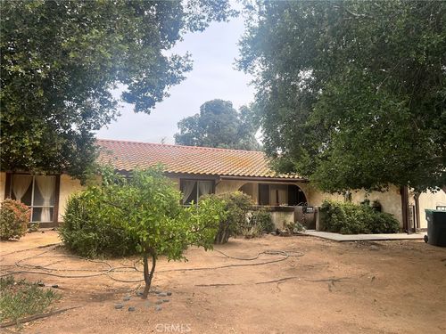 11410 Lombardy Ln, Moreno Valley, CA, 92557-5743 | Card Image