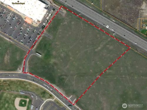 94 N Central Dr, Moses Lake, WA, 98837 | Card Image