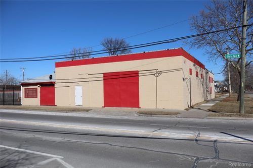 102 W State Fair, Highland Park, MI, 48203-1047 | Card Image