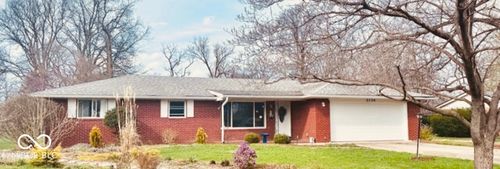 2730 Woodlawn Dr, Anderson, IN, 46013-9735 | Card Image