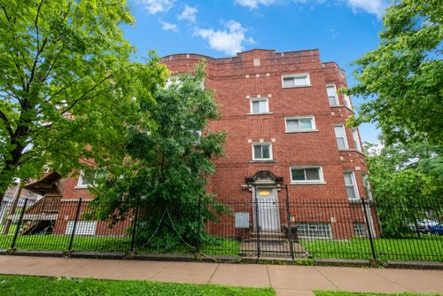 3-8101 Throop St, Chicago, IL, 60620-3861 | Card Image