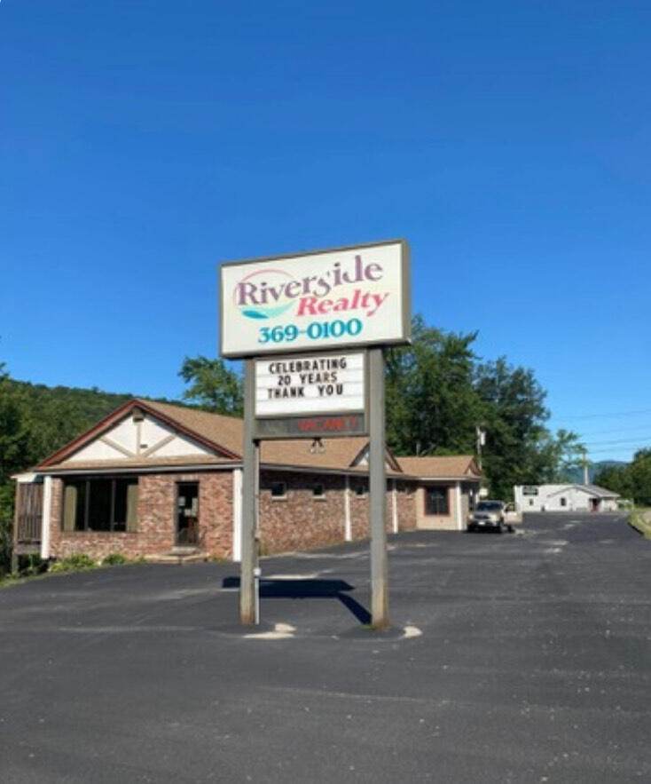 River Rd, Mexico, ME 04257