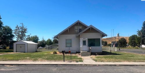 401 G St, Endicott, WA, 99125-8720 | Card Image