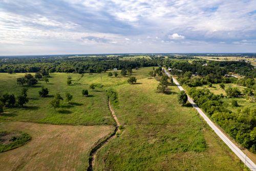 006 Kodiak Rd, Neosho, MO, 64850 | Card Image