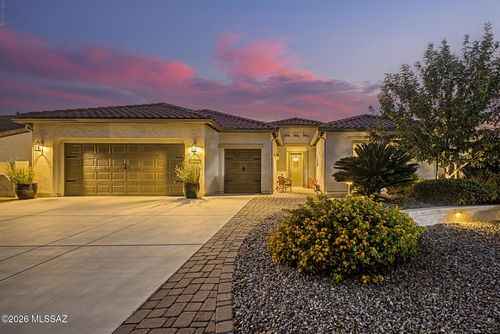 60956 E Amur Ln, Oracle, AZ, 85623-7368 | Card Image