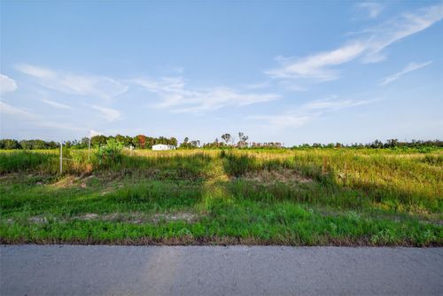 576 Road 5877, Cleveland, TX, 77327 | Card Image