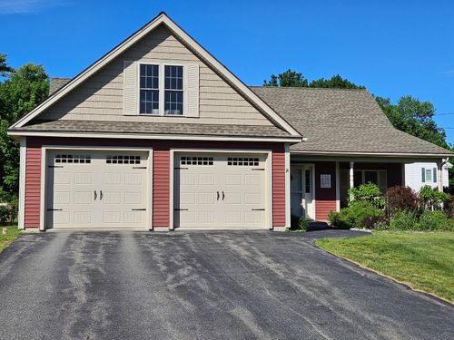 8 Chickadee Ln, Hampden, ME, 04444-1661 | Card Image