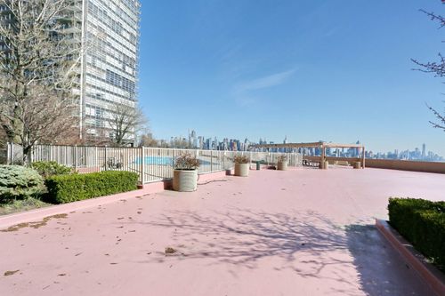 21j-6040 Kennedy Blvd E, West New York, NJ, 07093-3848 | Card Image