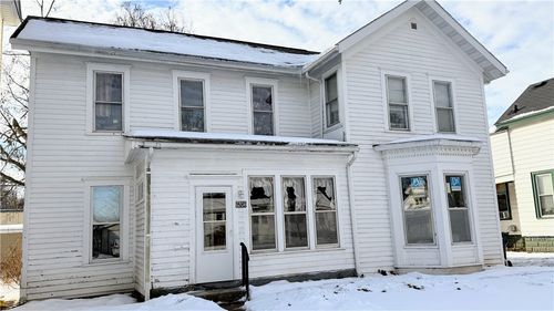 1-1206 1st Ave, Eau Claire, WI, 54703-5205 | Card Image