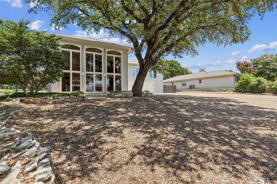 4118 Crescent Drive, House other with 3 bedrooms, 3 bathrooms and null parking in Granbury TX | Image 3