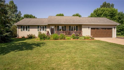 8636 142nd St, Chippewa Falls, WI, 54729-5275 | Card Image