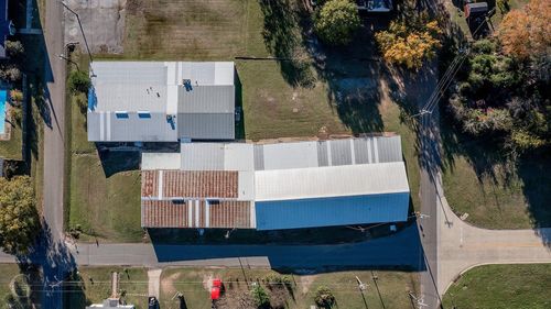 411 Magnolia St, Logansport, LA, 71049-3335 | Card Image