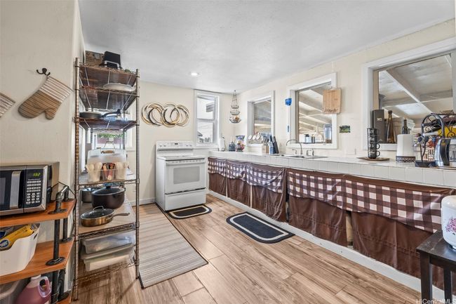 54-266 Kawaihemo Pl, House other with 7 bedrooms, 3 bathrooms and 6 parking in Hauula HI | Image 5