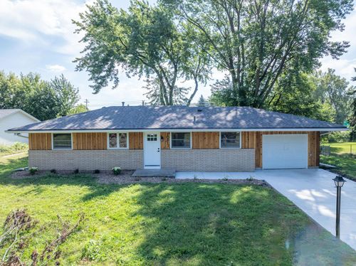 10917 Southview Dr, Burnsville, MN, 55337-1048 | Card Image