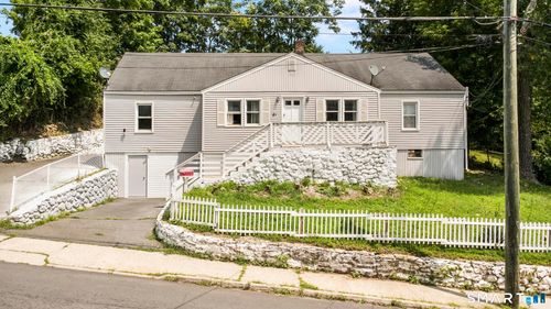 80 Niagara Street, Waterbury, CT, 06702 | Card Image