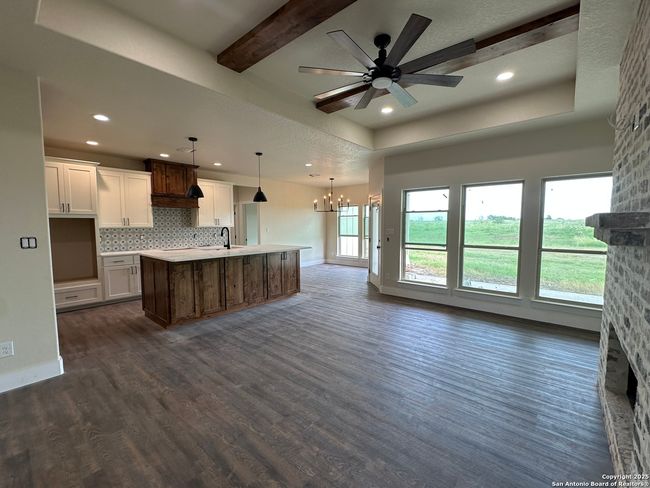 720 N Dickson St, House other with 4 bedrooms, 2 bathrooms and null parking in Poth TX | Image 14