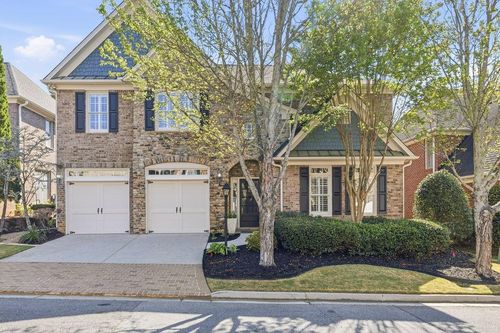 305 Wembley Cir, Sandy Springs, GA, 30328-6756 | Card Image