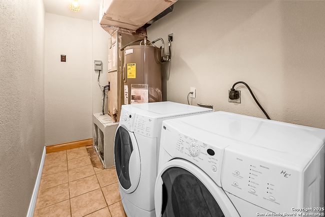 Utility Room/Main Level | Image 10