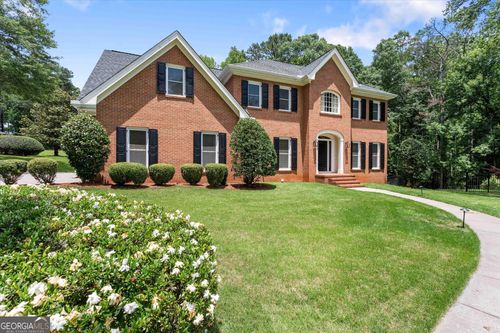 102 Lisa Ln, Carrollton, GA, 30117-1706 | Card Image
