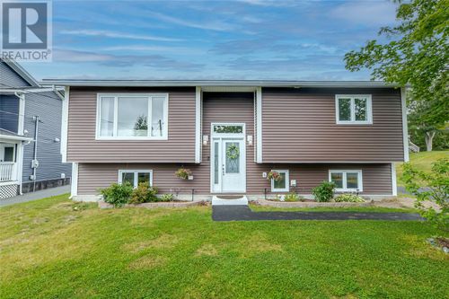 33 Ursula Cres, Portugal Cove - St. Philips, NL, A1M1G5 | Card Image