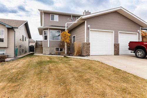 74 Elana Cres, Lacombe, AB, T4L2L2 | Card Image