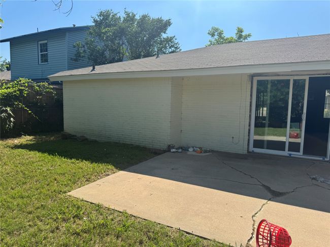505 Russell Rd, House other with 3 bedrooms, 2 bathrooms and null parking in Everman TX | Image 17