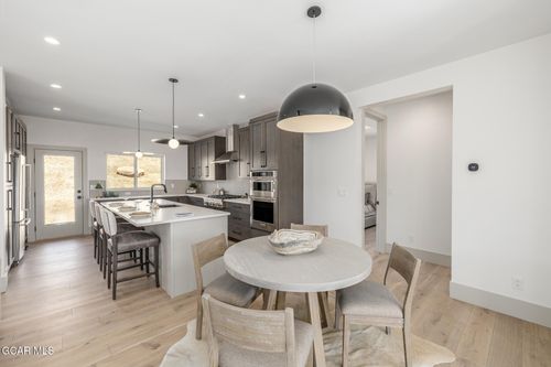 861 Black Feather Ct, Granby, CO, 80446-5648 | Card Image