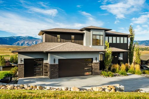 96 Turnberry Dr, Sheridan, WY, 82801-9049 | Card Image