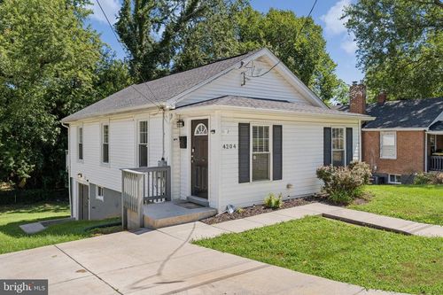 4204 Urn St, CAPITOL HEIGHTS, MD, 20743-5661 | Card Image