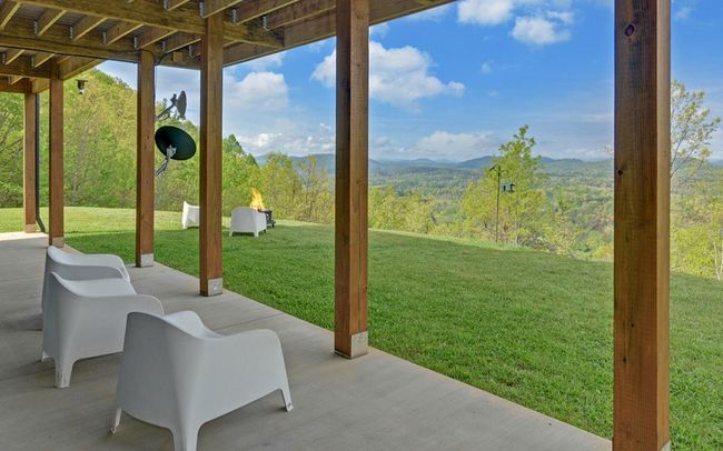 433 Hawkeye Trl, Home with 3 bedrooms, 3 bathrooms and null parking in Marble NC | Image 55