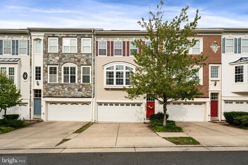 4909 Potomac Highlands Cir, TRIANGLE, VA, 22172-1786 | Card Image