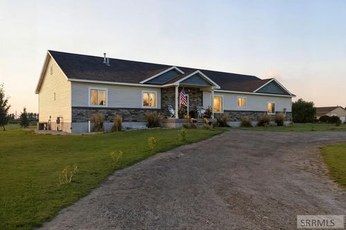 3552 E 630 N, Menan, ID, 83434-5069 | Card Image