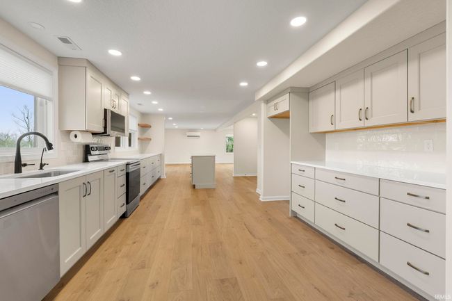 11136 N 200 W, House other with 5 bedrooms, 4 bathrooms and null parking in Ossian IN | Image 10