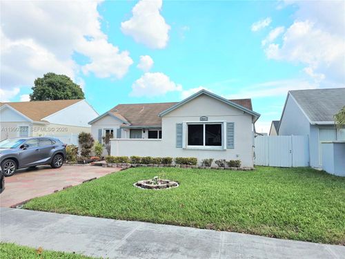 20317 Nw 33rd Ave, Miami Gardens, FL, 33056-1861 | Card Image